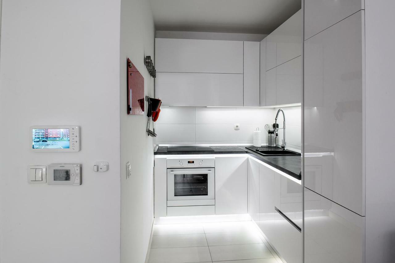 Flexible Selfcheckins 7 - Zagreb - Garage - Electric Vehicle Ccharger - Loggia - New - Luxury - Apartments Repinc 7 외부 사진