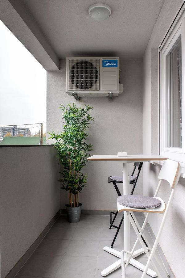 Flexible Selfcheckins 7 - Zagreb - Garage - Electric Vehicle Ccharger - Loggia - New - Luxury - Apartments Repinc 7 외부 사진